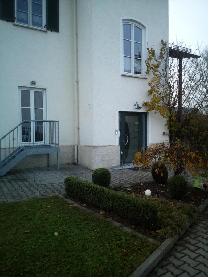 Ferienwohnung Kopold "Im Alten Schulhaus" Pottmes エクステリア 写真