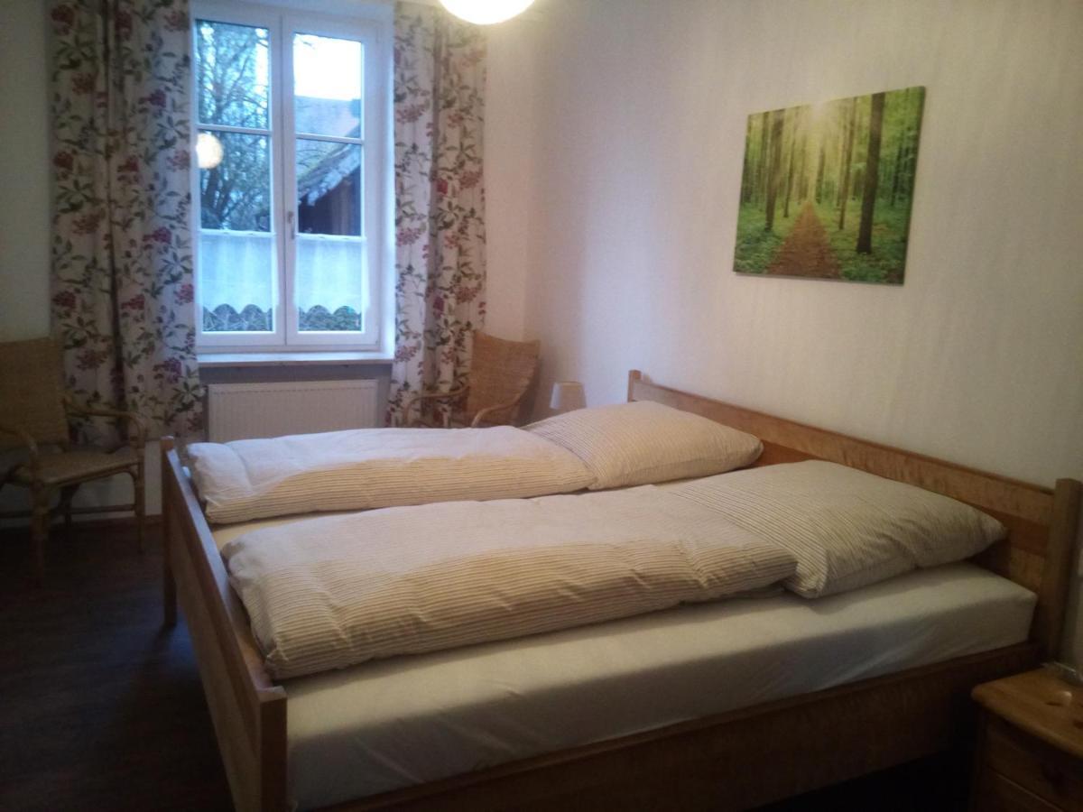 Ferienwohnung Kopold "Im Alten Schulhaus" Pottmes エクステリア 写真